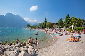 Paulie Apartment in Riva del Garda