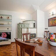 Paulie Apartment in Riva del Garda