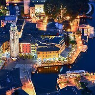 Paulie Apartment in Riva del Garda