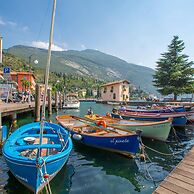 Paulie Apartment in Riva del Garda