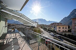 Paulie Apartment in Riva del Garda