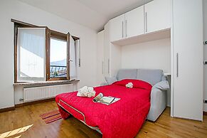 Paulie Apartment in Riva del Garda