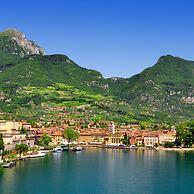 Paulie Apartment in Riva del Garda