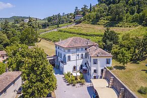 Villa Faccioli Bosso With Shared Pool