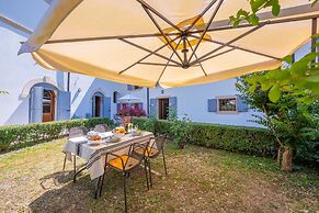 Villa Faccioli Bosso With Shared Pool