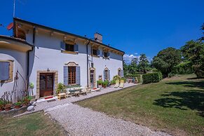Villa Faccioli Bosso With Shared Pool