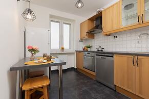 Two-bedroom Apartment Warsaw by Renters