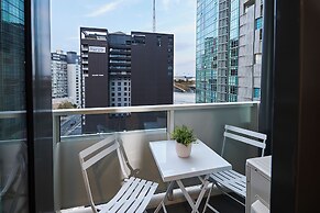 Mega Style Apartments Southbank