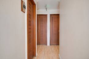 OYO 912 Fb Suites