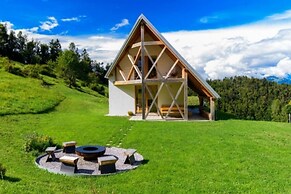 House On The Hill Wellness Chalet