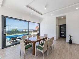 Luxury Villa La Nonna Ana - Entertainment,fitness,pool,sea View