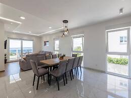 Luxury Villa La Nonna Ana - Entertainment,fitness,pool,sea View