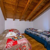 Il Lago Blu Loft With Pool