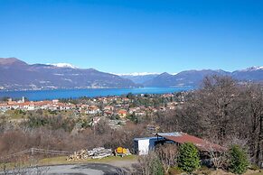 Il Lago Blu Loft With Pool