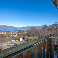Il Lago Blu Loft With Pool
