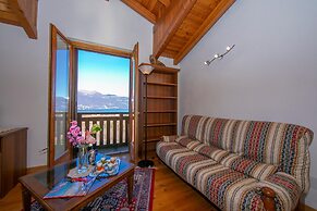 Il Lago Blu Loft With Pool