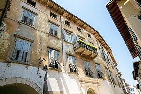 Casa Alla Grotta in Arco