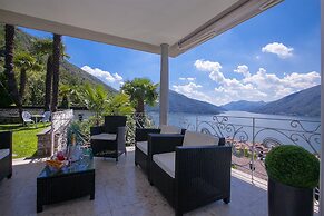 Villa Lago Lugano in Bissone