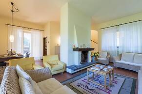 Villa Piero With Pool