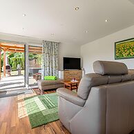 Ladybug House With Whirlpool