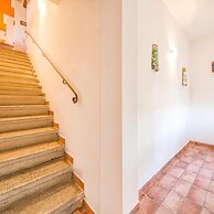 Rosemary apt With Shared Pool Family fun