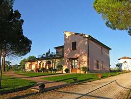 Rosemary apt With Shared Pool Family fun