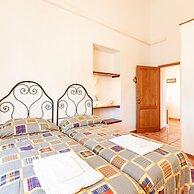 Rosemary apt With Shared Pool Family fun