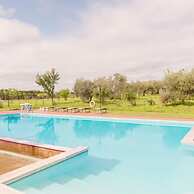 Rosemary apt With Shared Pool Family fun