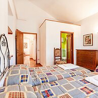 Rosemary apt With Shared Pool Family fun