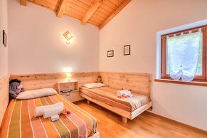 Casa Tra Borgo e Lago