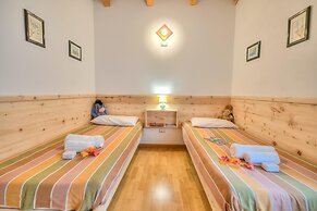 Casa Tra Borgo e Lago