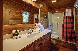 Brookside Retreat #3584