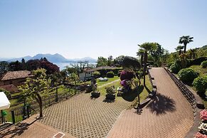 The Cottage on the Lake