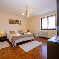 The Cottage on the Lake