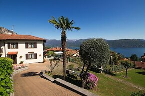 The Cottage on the Lake