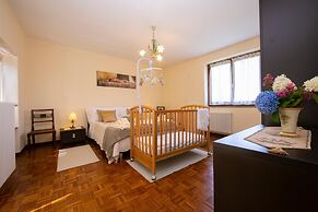 The Cottage on the Lake