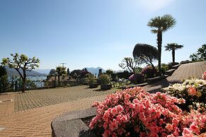 The Cottage on the Lake