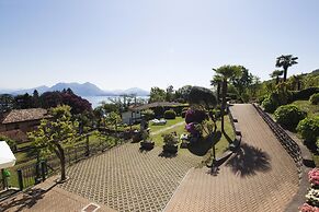 The Cottage on the Lake