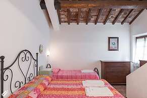 Pomegranate apt With Shared Pool