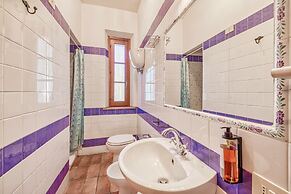 Pomegranate apt With Shared Pool