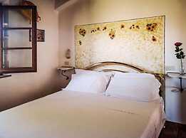 Laurel apt With Shared Pool