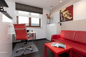 Warsaw Riverside Apartment by Renters