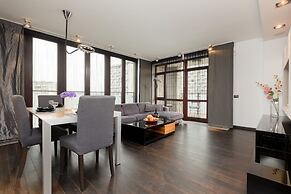 Warsaw Riverside Apartment by Renters