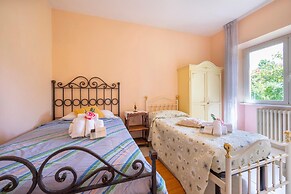 Villa Clara few km From the sea