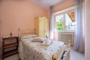 Villa Clara few km From the sea