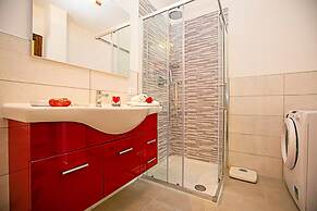 Bardolino Garden Pool Tennis on the Lake