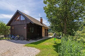 Family Friendly Kra Evec Lodge