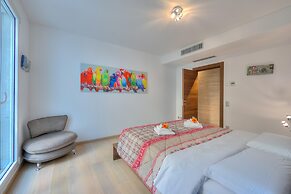 Rebecca Garden in Lugano