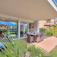 Rebecca Garden in Lugano