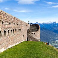 Rebecca Garden in Lugano